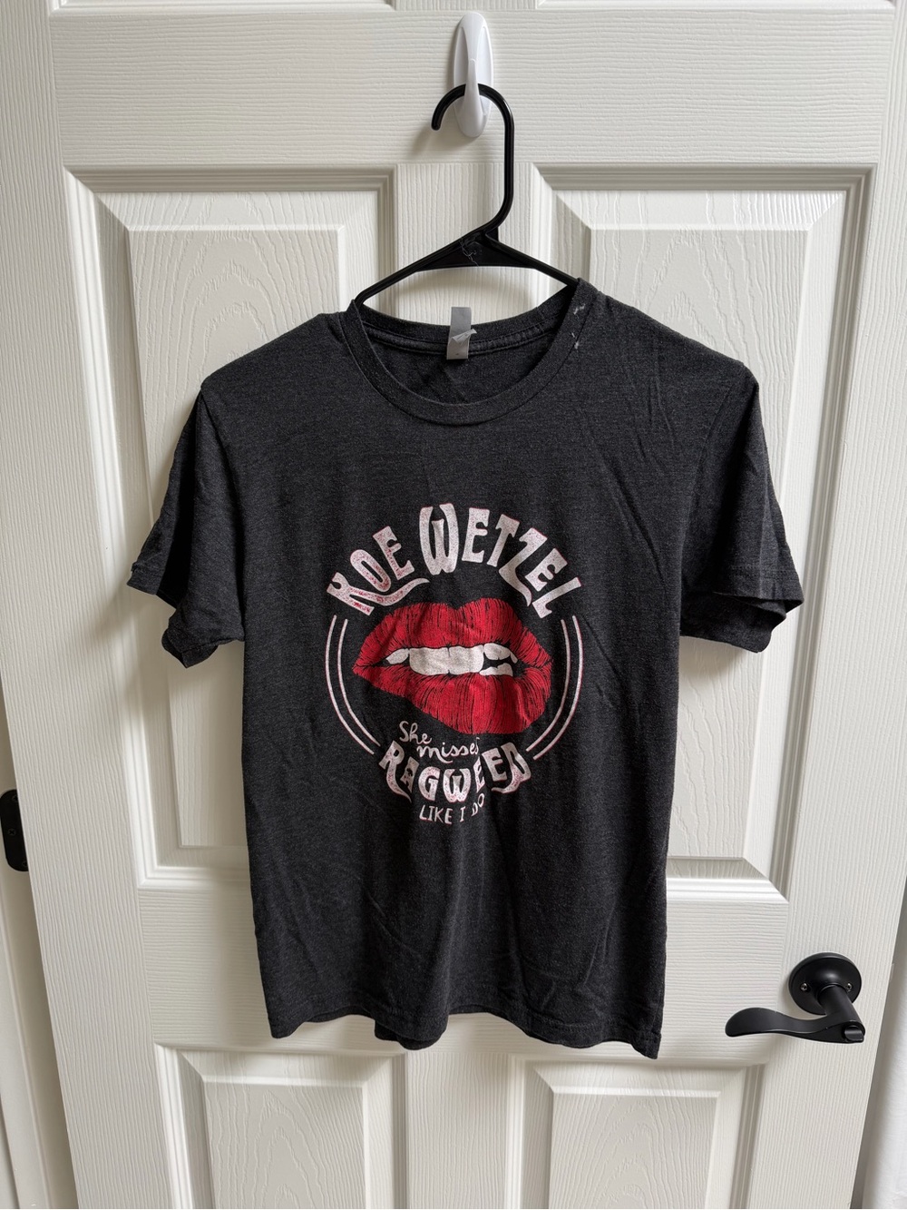 Koe wetzel tshirt